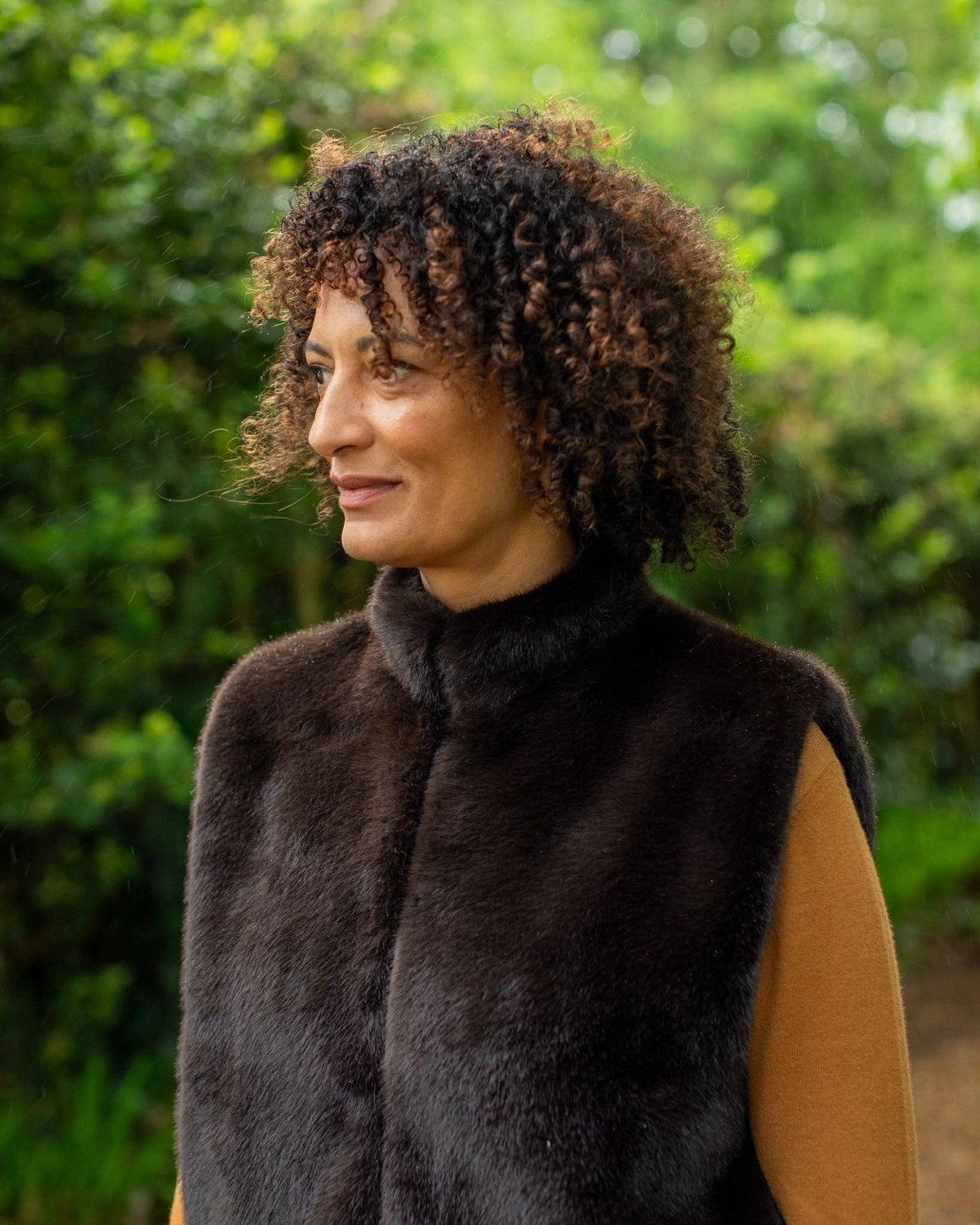 Talia Gilet | Chocolate