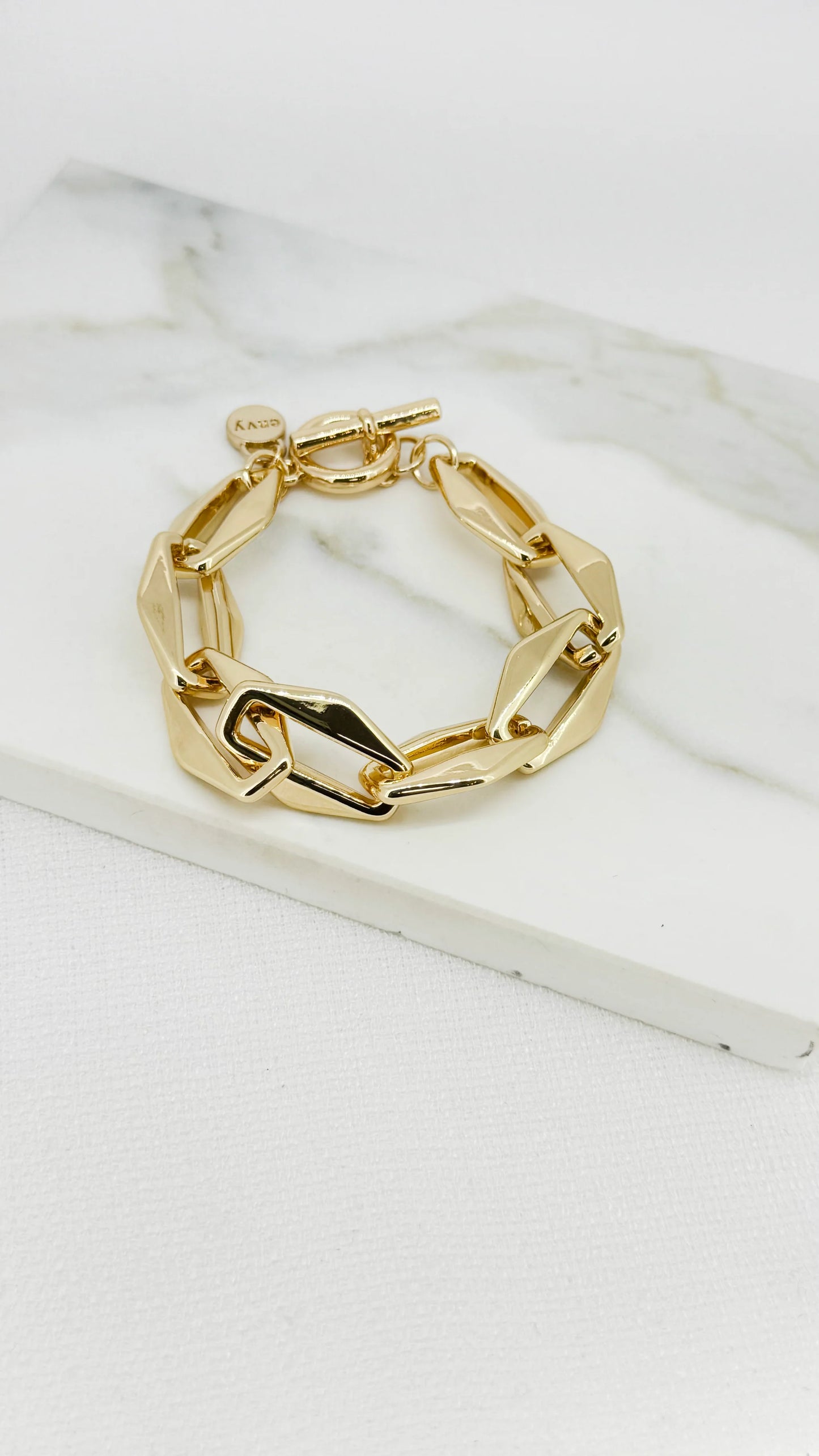 Gold thick link faceted T-bar bracelet