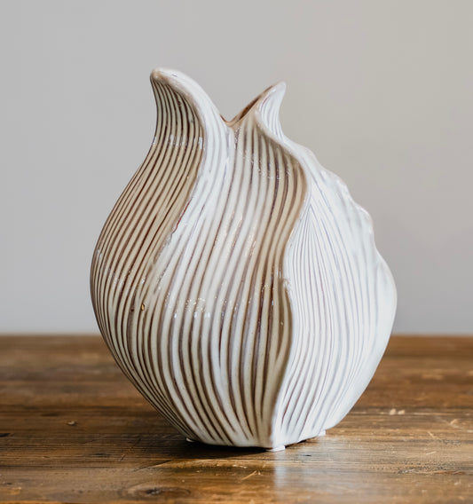 Bibury Ribbed Ceramic Vase