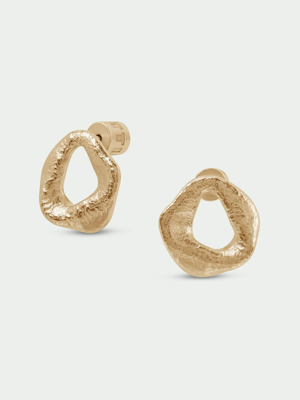 Delta Earrings Gold