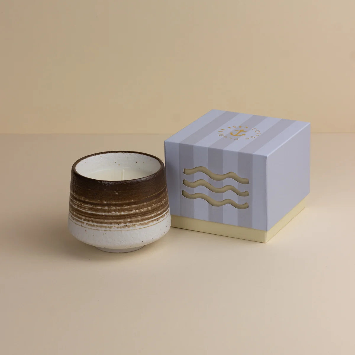Praa Sands Tomato Leaf Candle