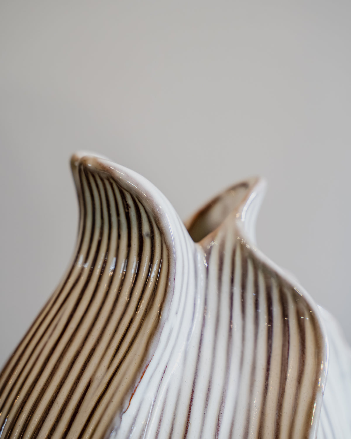 Bibury Ribbed Ceramic Vase