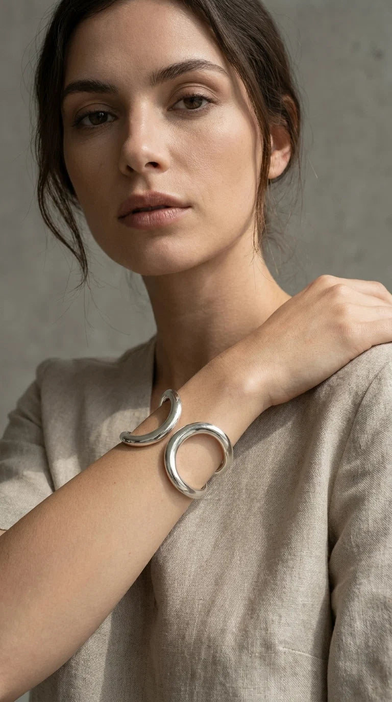 Lucy Looped Bangle