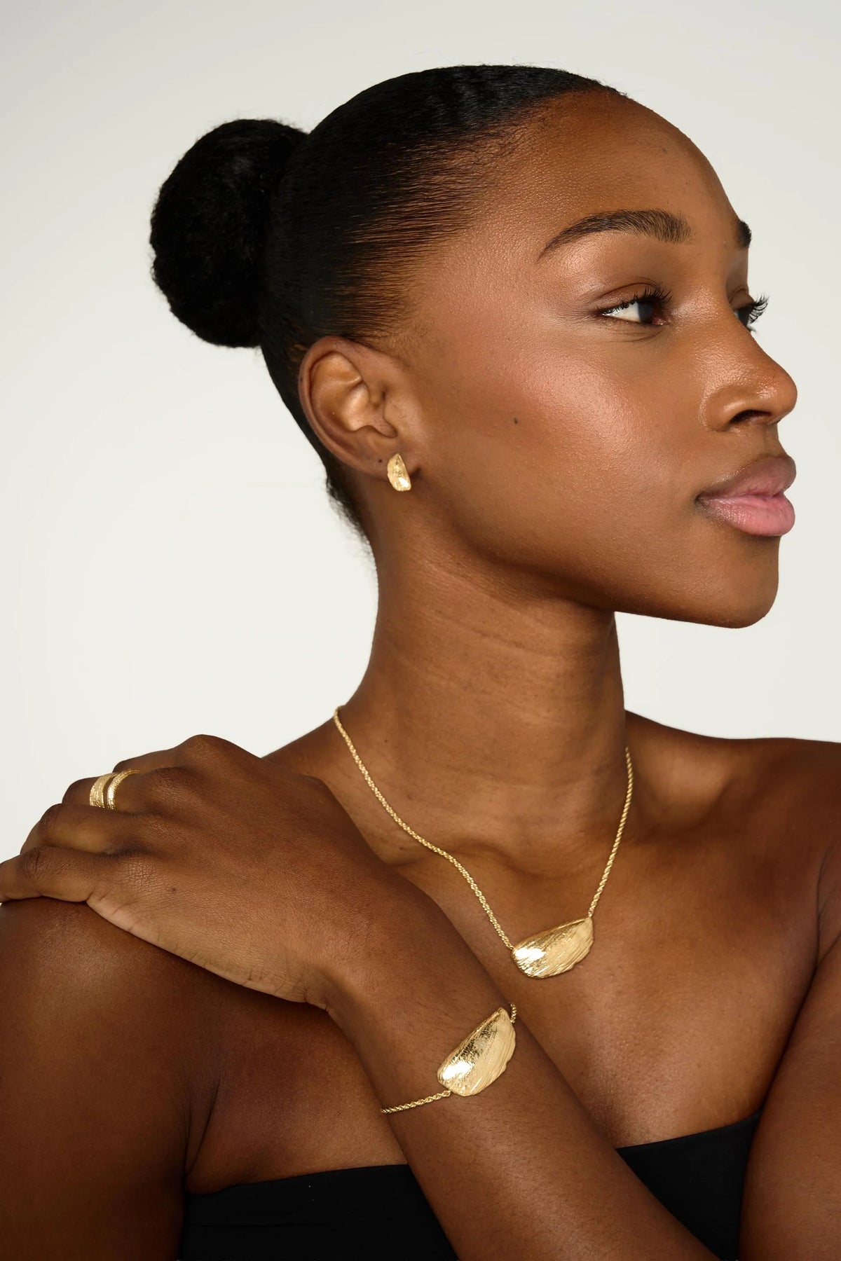 Ora Necklace Gold